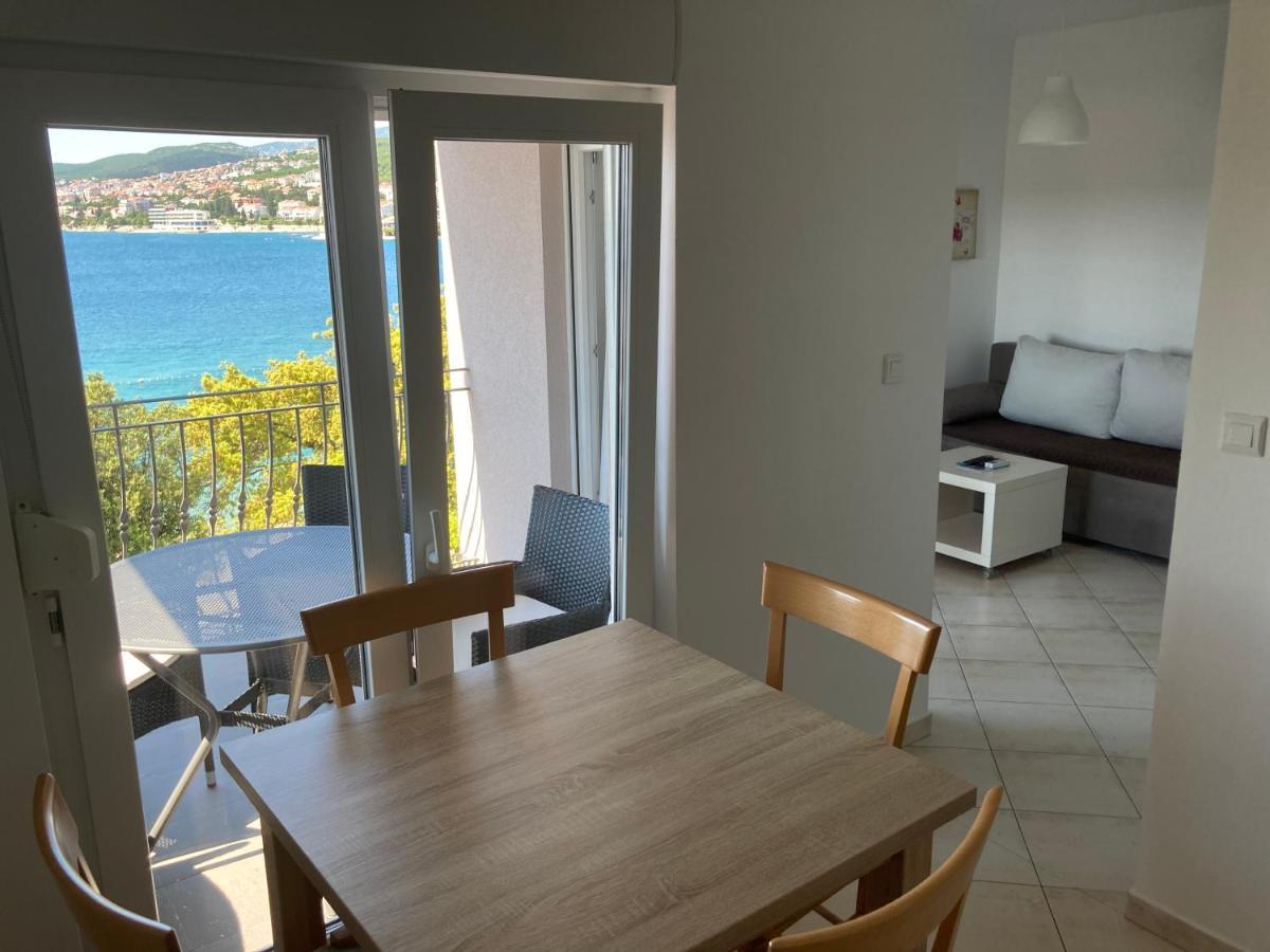Apartmani Plaza Selce Exterior photo