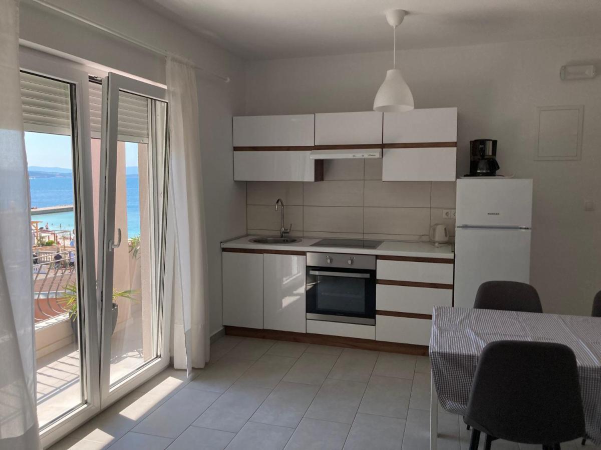 Apartmani Plaza Selce Exterior photo