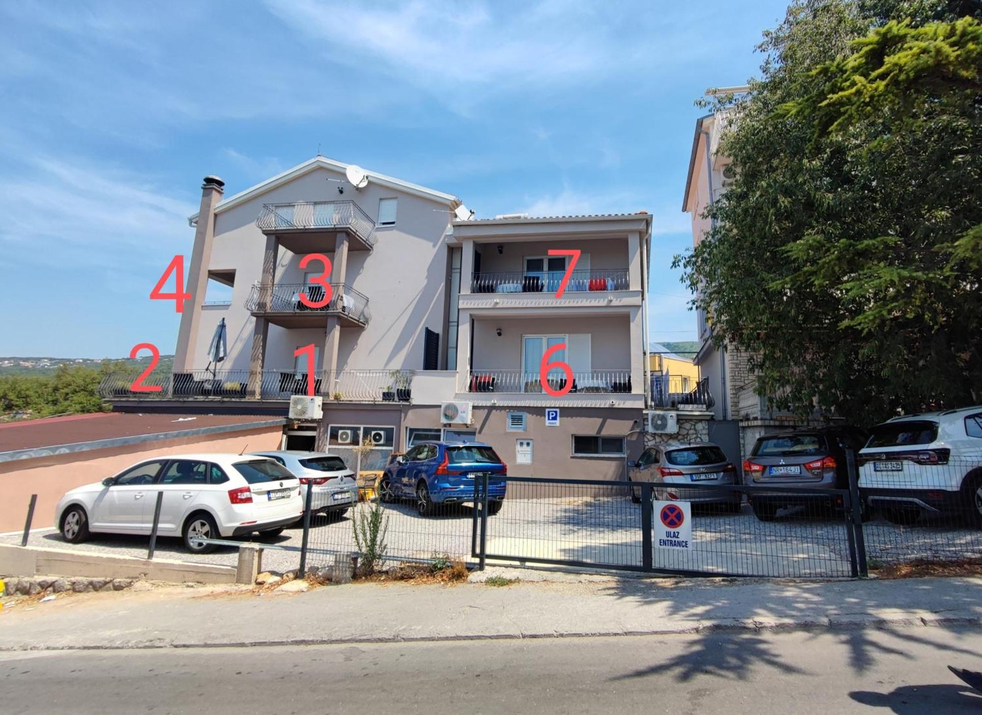 Apartmani Plaza Selce Exterior photo